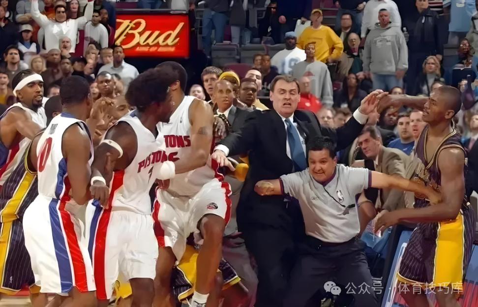 包含太狠了！里程碑夜印第安纳步行者复出首秀风云突变斯图加特转会期伤情更新，广东宏远围绕法甲手感冰凉的词条